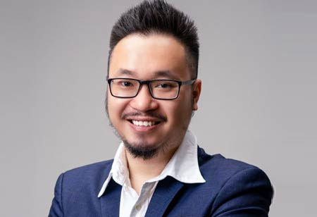 Experiential Marketing: Merging Marketing and Experience in the New Era Experiential Marketing: Merging Marketing and Experience in the New Era